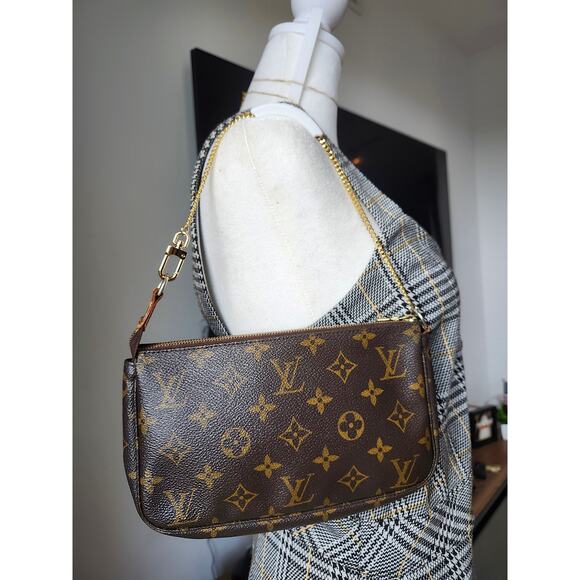 Louis Vuitton Pochette Accessoires Shoulder Bag Brown LV Monogram - Picture 4 of 15